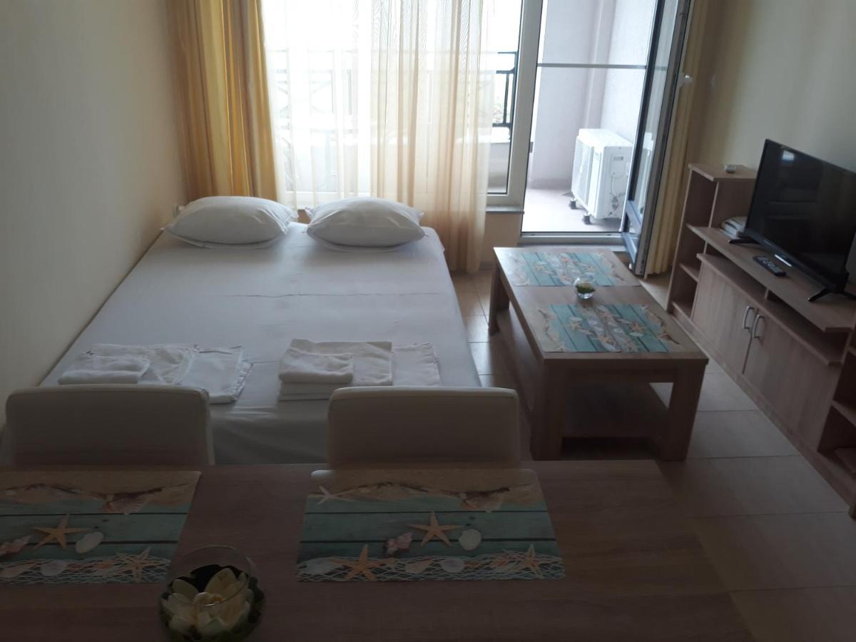 Таня 8 Apartment Pomorie Ngoại thất bức ảnh